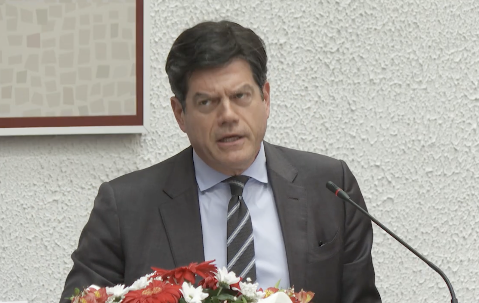 Diplomati BE-së thërret për “unitet” të partive politike për t’i dhënë fund ngërçit për bisedimet