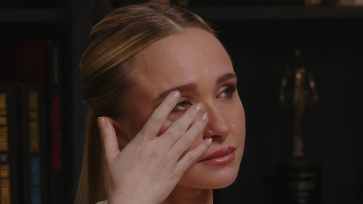 Hayden Panettiere rrëfen traumën e rinisë: "Më vunë në shtrat pranë një burri të zhveshur" 