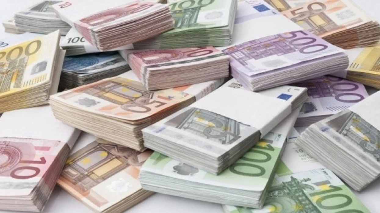Trusti kalon shifrën e 4 miliardë eurove mjete në menaxhim