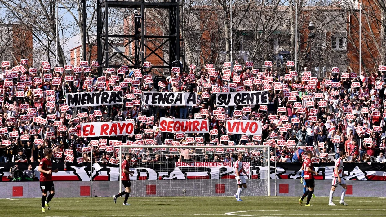 rayo-vallecano-mrekullia-e-futbollit-nga-lagjja-e-varfer-e-madridit-ne-finalen-e-liges-se-konferences