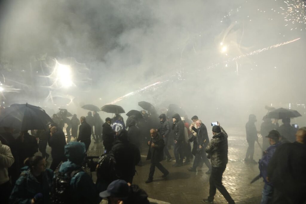 protesta-e-pd-procedohen-penalisht-7-protestues-mes-tyre-edhe-nje-deputet