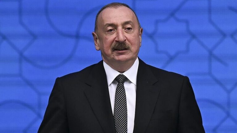 Alivev akuzon PE për sabotim të procesit të paqes me Armeninë
