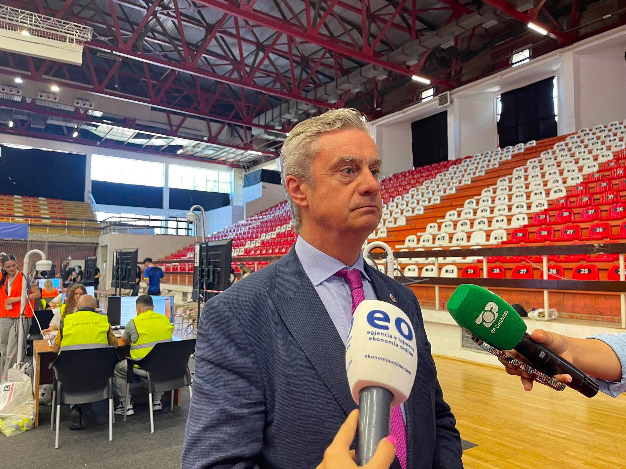 Hargreaves nga QKN: Partitë të bëhen bashkë për të formuar i