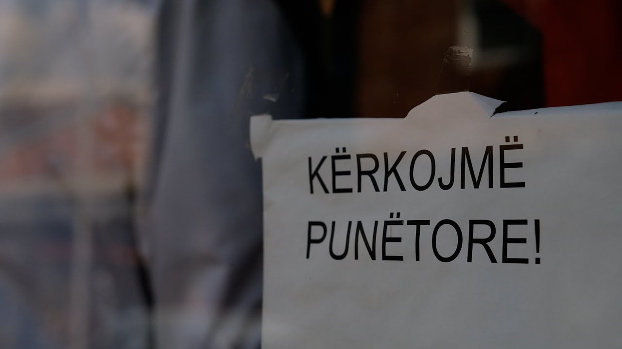 Derisa të rinjtë zgjedhin migrimin, bizneset vuajnë për mung