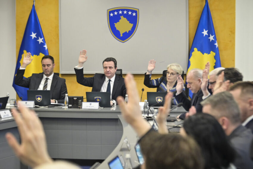 Qeveria ndan 3 milionë euro për t ia mbuluar sigurimin kufitar mërgatës