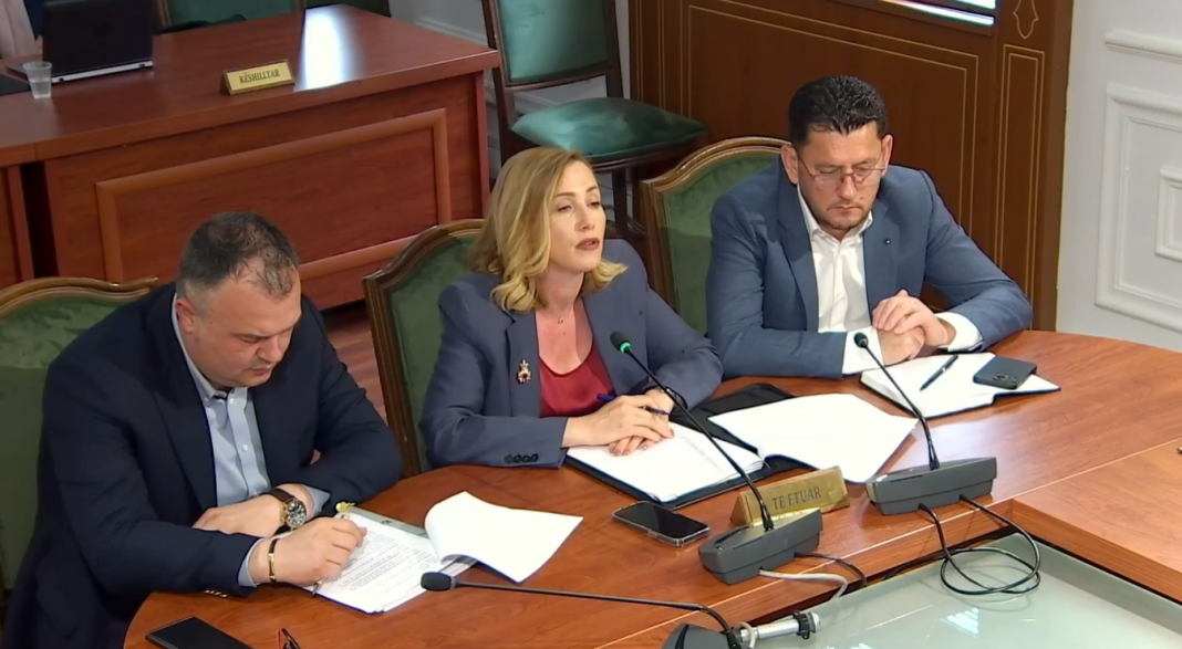 Marrëveshja me Poloninë për sigurimet shoqërore  Manjani  Lehtësohen procedurat për qytetarët
