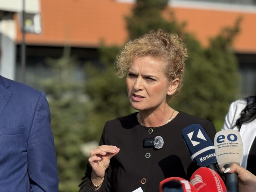 Kusari: KPM-ja po kërcënon mediat kritike ndaj LVV-së me mby