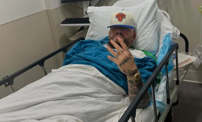 Reperi i njohur shqiptar bëhet për spital