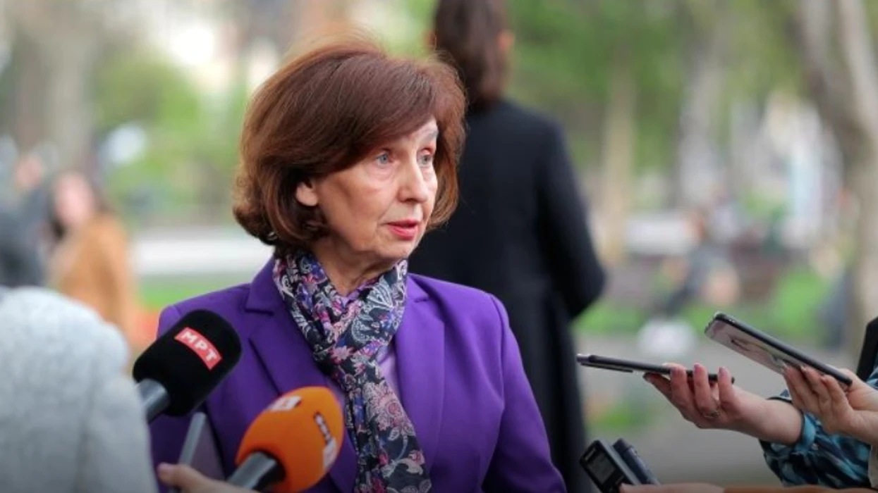 Presidentja Davkova gjitha problemet mes RMV-së dh