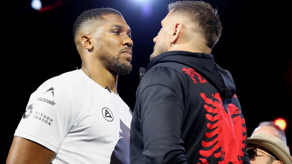 joshua-dhe-prenga-kryejne-perballjen-sy-me-sy-reagimi-i-shqiptarit-behet-viral