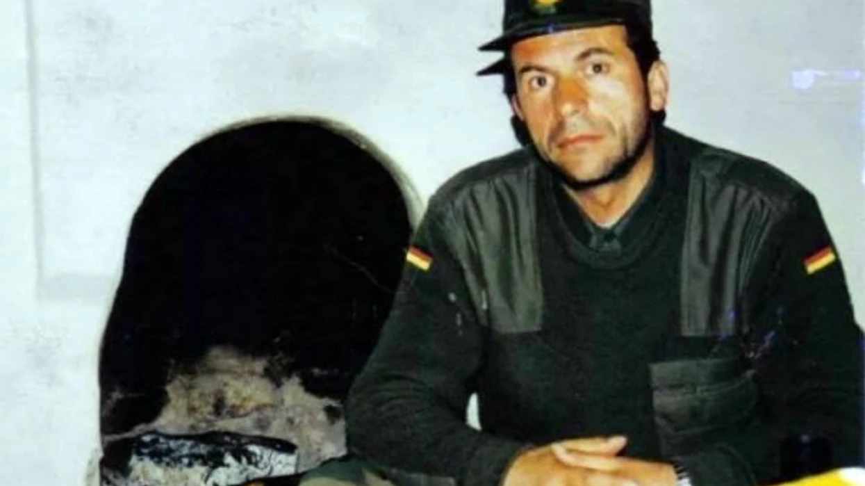 gervalla-zyrtarizon-cmimin-sali-cekaj-ne-70-vjetorin-e-lindjes-se-heroit