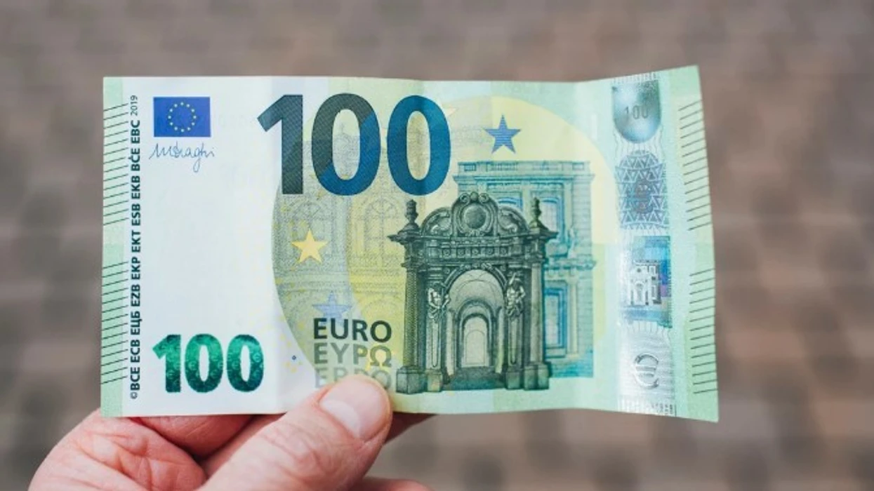 ekzekutohet-pagesa-prej-100-euro-per-studentet-perfitues