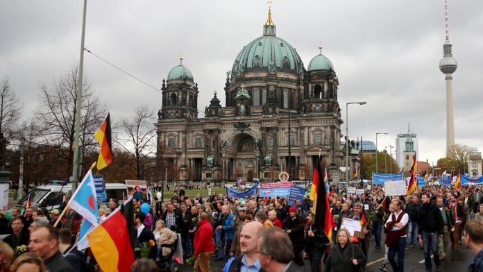 afd-thellon-avantazhin-ne-29-per-qind-bie-popullariteti-i-kancelarit-merz