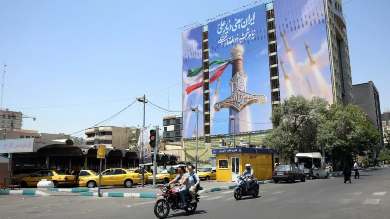 Sulmet amerikane ndaj infrastrukturës energjetike në jug të Iranit  autoritetet thirrje qytetarëve iranianë  Reduktoni konsumin e energjisë  fikni kondicionerët