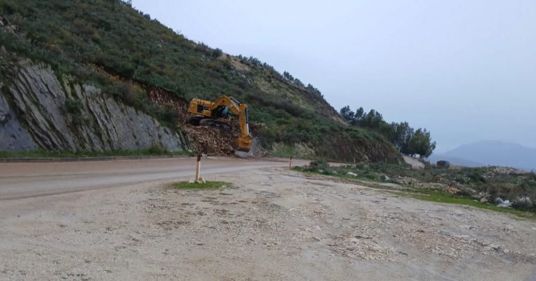shperthim-i-kontrolluar-ne-bypass-in-e-sarandes-per-hapjen-e-trasese-kufizohet-perkohesisht-qarkullimi