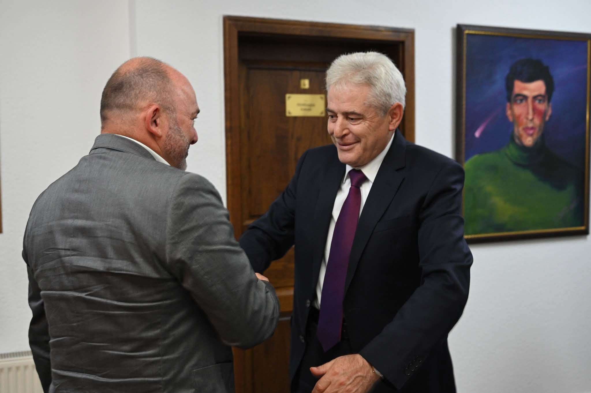 Ali Ahmeti takon ambasadorin austriak Martin Pammer  Integrimi në BE nuk ka alternativë