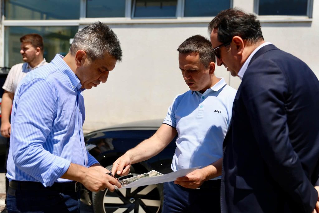 Autostrada Shkup   Bllacë  Kasami  Koha e fjalëve boshe ka mbaruar  është koha e punës dhe rezultateve