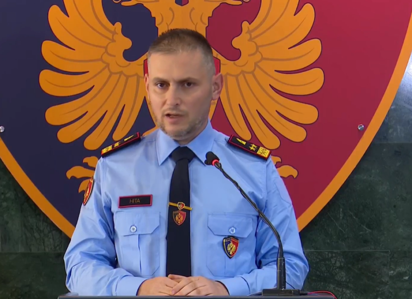 Policia shqiptare  Zyrtarët e VLEN it nuk u ndaluan  refuzuan të kalojnë kufirin