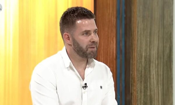 Djali i kirurgut të zhdukur Adem Ademi reagon pas gjetjes së mbetjeve mortore në Zubin Potok  Po afrohemi drejt zbardhjes së së vërtetës