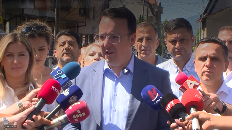 Vitin e ardhshëm priten kilometrat e parë të autostradës Tetovë Gostivar  Nikollovski paralajmëron edhe lidhjen hekurudhore me Shqipërinë