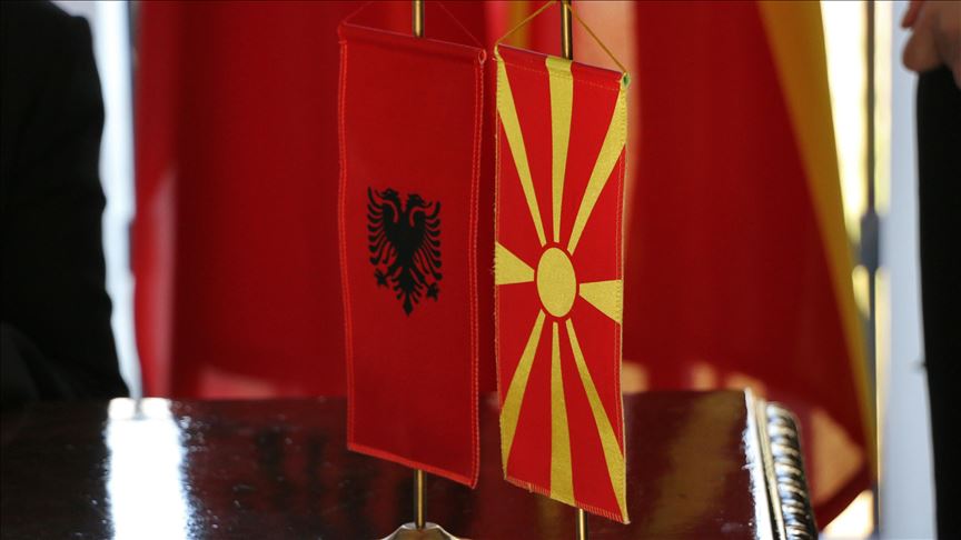 Shqipëria dhe Maqedonia në rrezik: Kurthe politike që kërcënojnë marrëdhëniet 
