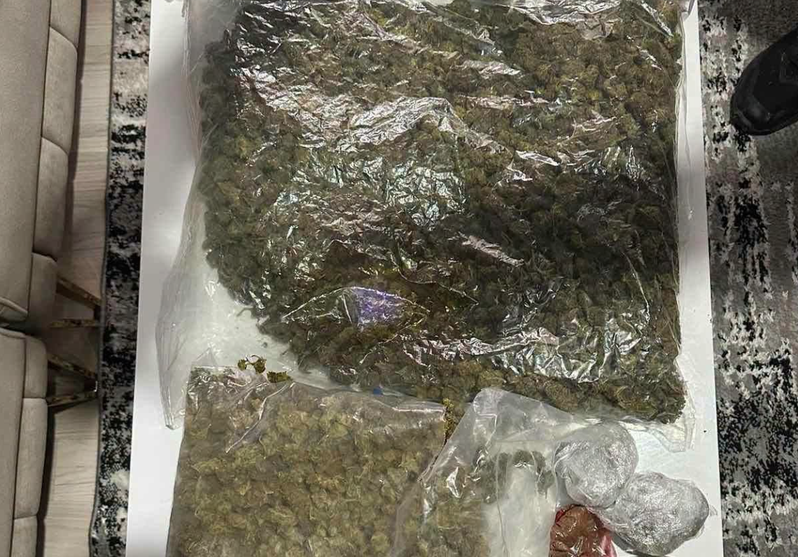 Bastisje në Haraçinë të Shkupit  arrestohet një person  gjenden mbi dy kilogramë marihuanë