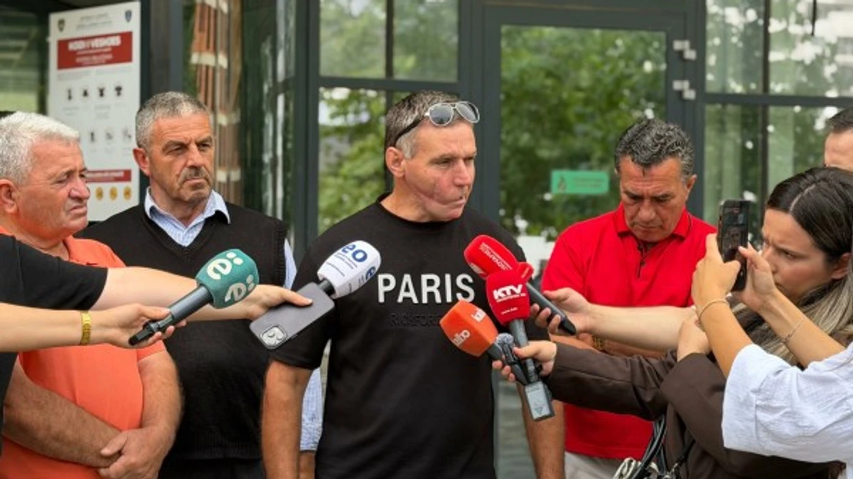 reagime-pas-denimit-te-bajroviqit-deshmitaret-s-pame-drejtesi-per-masakren-e-staradranit