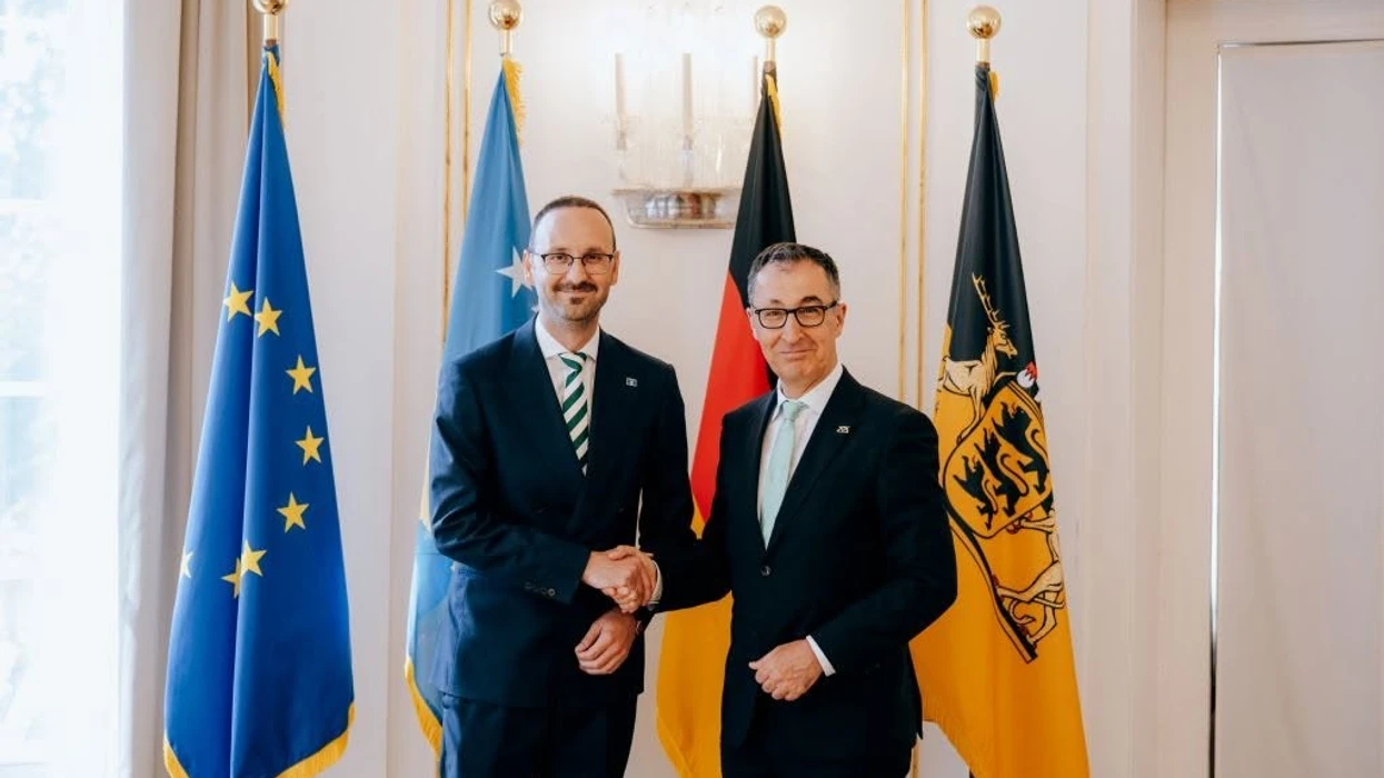 ambasadori-ajeti-takon-kryeministrin-e-baden-württembergut-paralajmeron-kapitull-te-ri-bashkepunimi-me-kosoven
