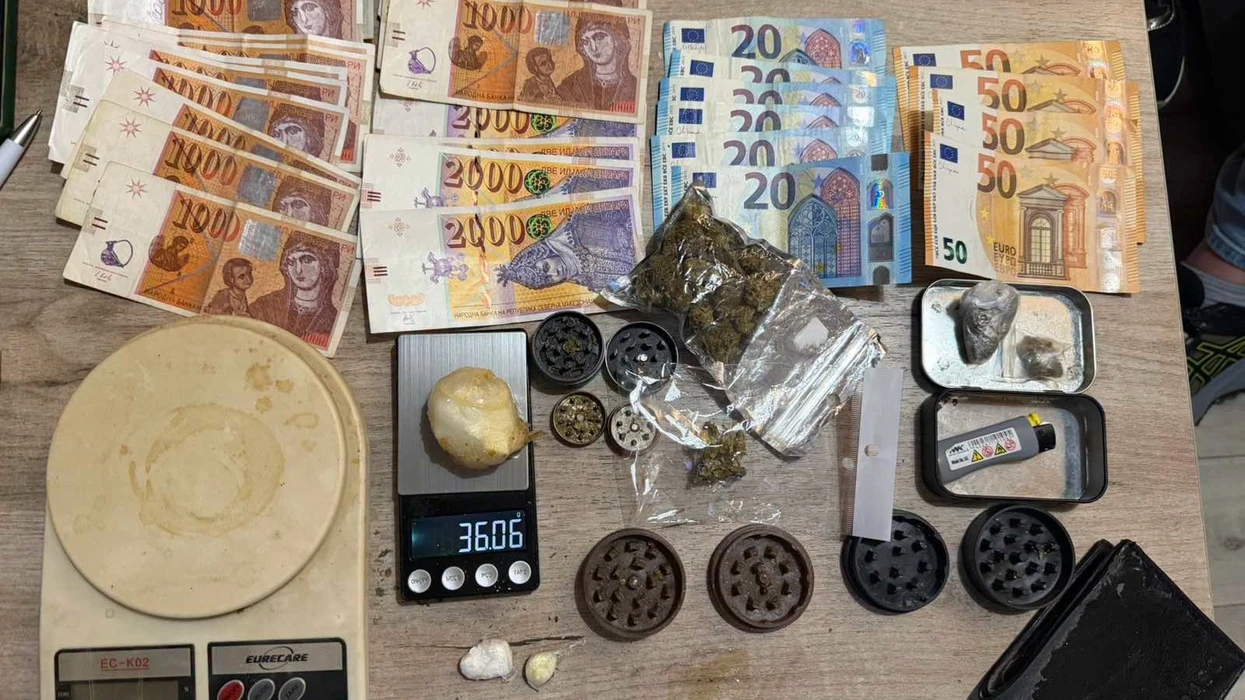 Bastisje në Shkup  konfiskohet drogë dhe para   ndalohen dy persona