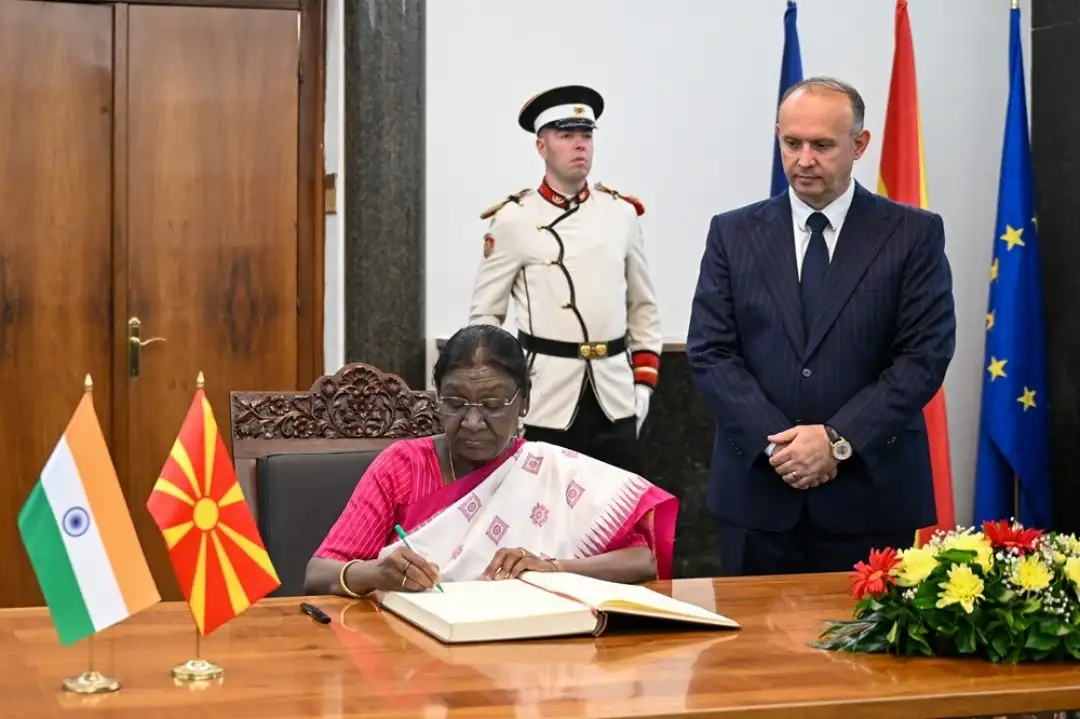 Kryeparlamentari Gashi mirëpreti presidenten e Indisë  Murmu