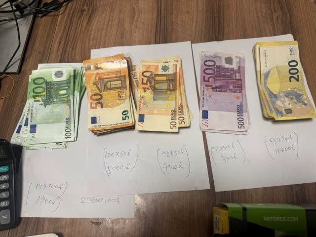 Dogana e Kosovës kap rreth 30 mijë euro në Han të Elezit  sekuestrohet automjeti me targa të RMV së