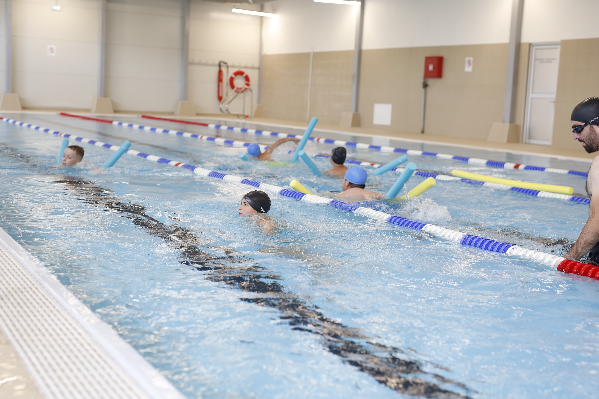 Rritet interesimi për Pishinën e Qytetit në Tetovë  qytetarët kërkojnë më shumë investime në infrastrukturën sportive