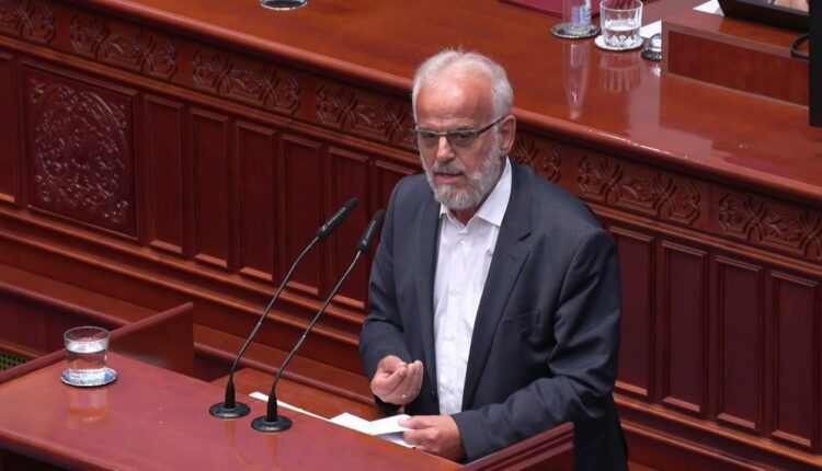 Talat Xhaferi akuzoi Afrim Gashin për shkelje të rregullores