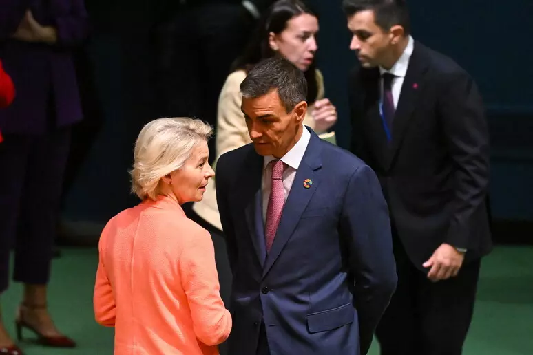 Von der Leyen  Migracioni sfidë e gjithë BE së