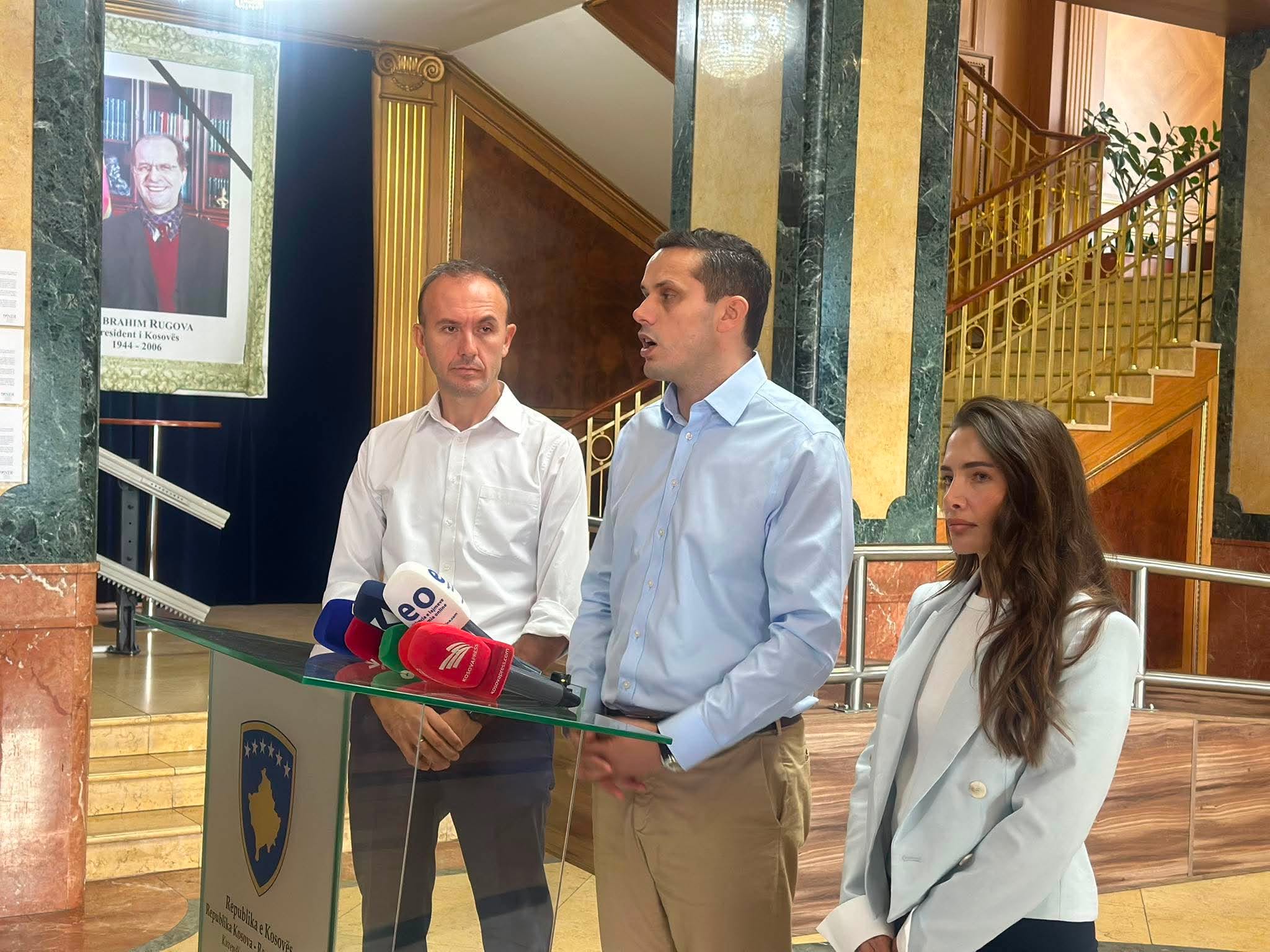 PDK ja i kërkon Deharit që seanca konstituive të vazhdojë nesër