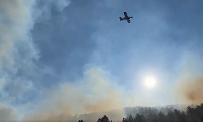 Nufi  Dy avionë  Air Tractor  për shuarjen e zjarreve në Lurë dhe Bulqizë