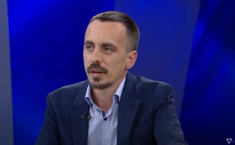 Ervin Nikolla  Maqedonasit në Shqipëri po përballen me një nga periudhat më të vështira për ruajtjen e gjuhës dhe identitetit