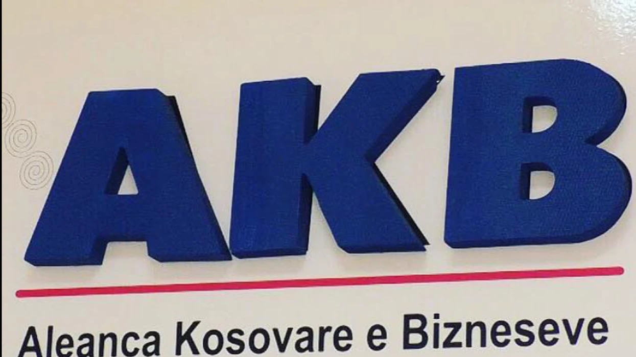 AKB kundërshton zbatimin e pagës minimale prej 500 eurosh pa analiza  kërkon dialog me Qeverinë