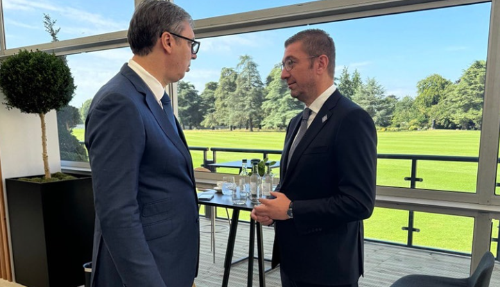 Mickoski i kundërpërgjigjet Vuçiqit  Deklaratat e tij i përkasin shekullit të kaluar