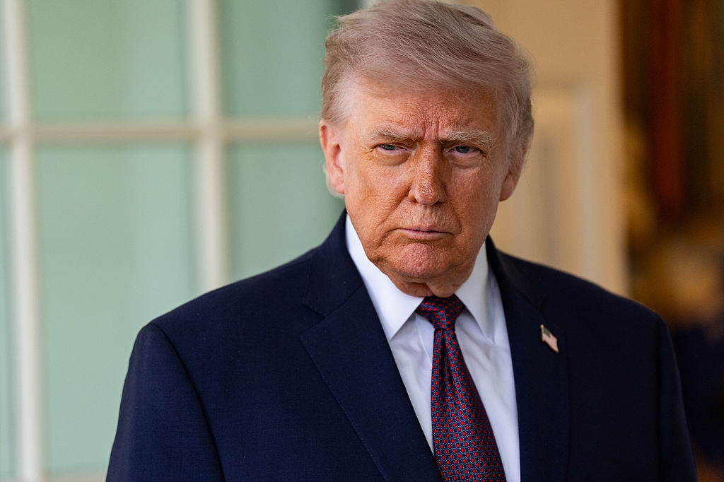 Trump njofton rifillimin e negociatave me Iranin