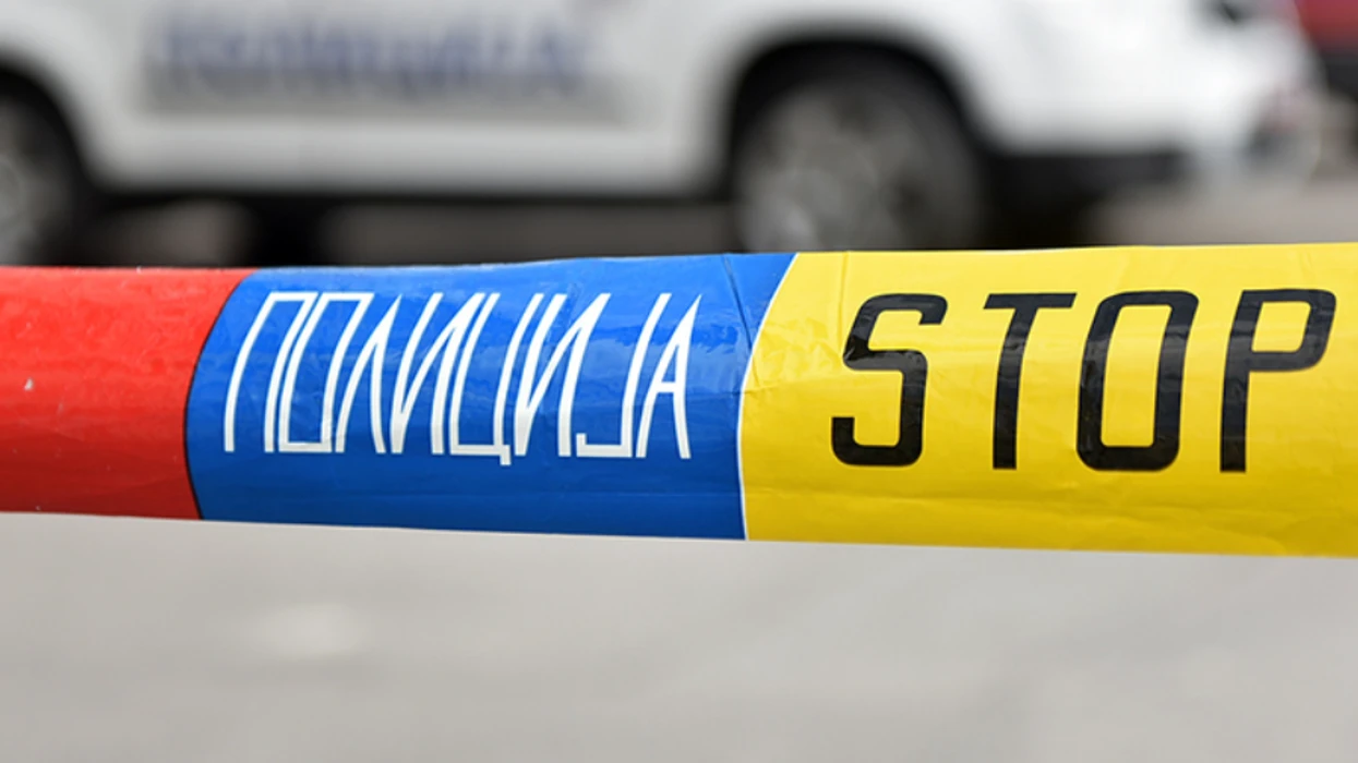 Gjendet e vdekur në automjet një 56 vjeçare në autostradën Gjevgjeli Veles