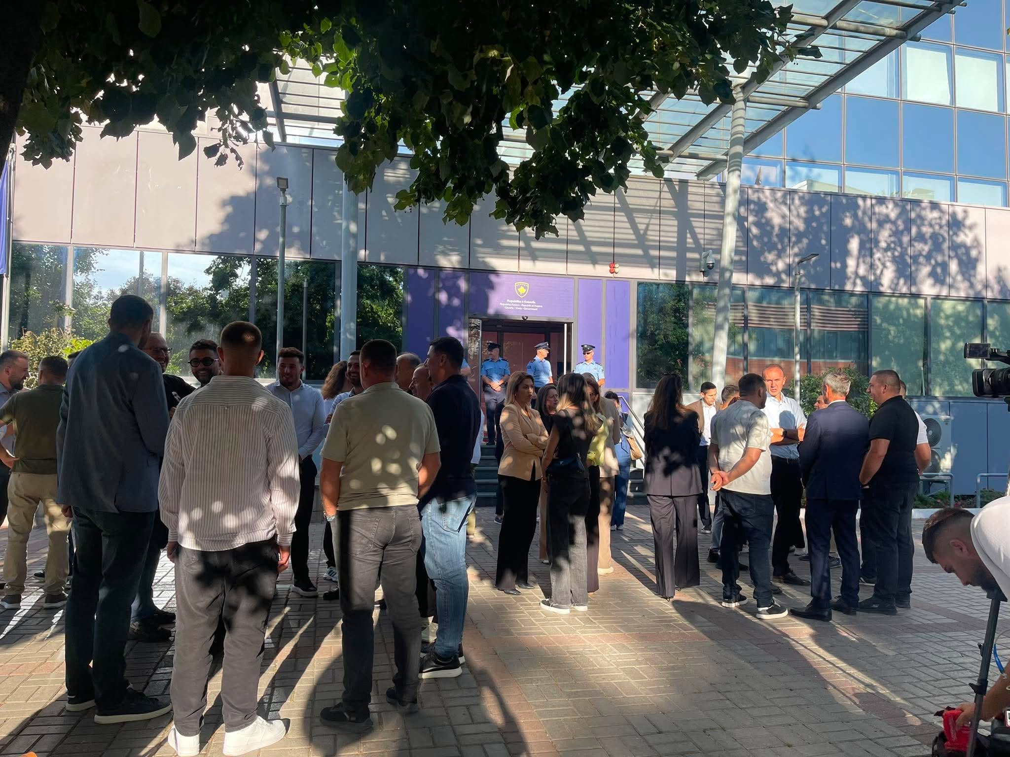Vazhdon aksioni i PDK së para Qeverisë  bashkohen edhe aktivistë e asamblistë nga Prizreni e Suhareka