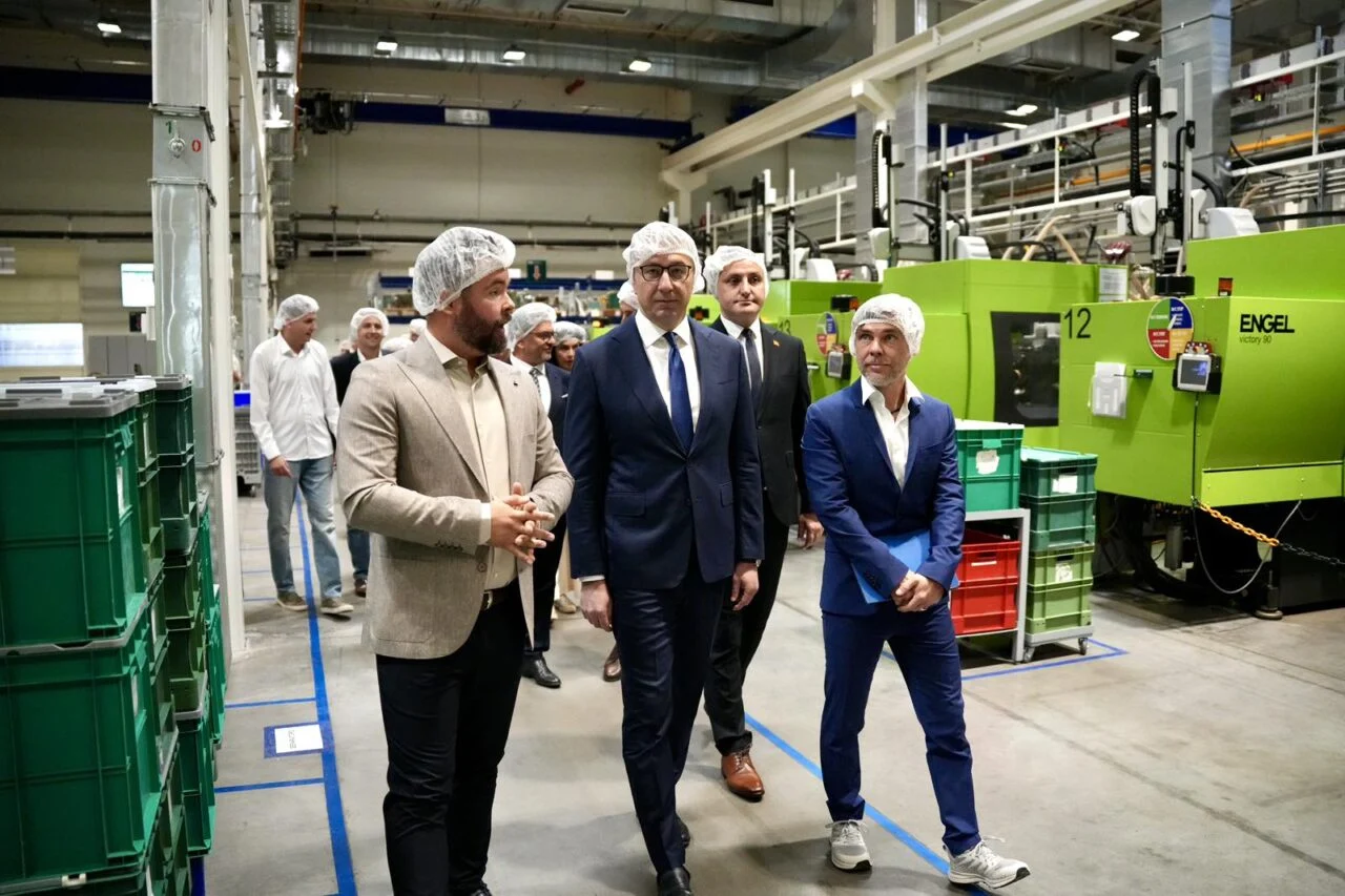 Mickoski: Kompania “VIK” e zgjeron investimin në Prilep, parashikohen 300 punësime të reja