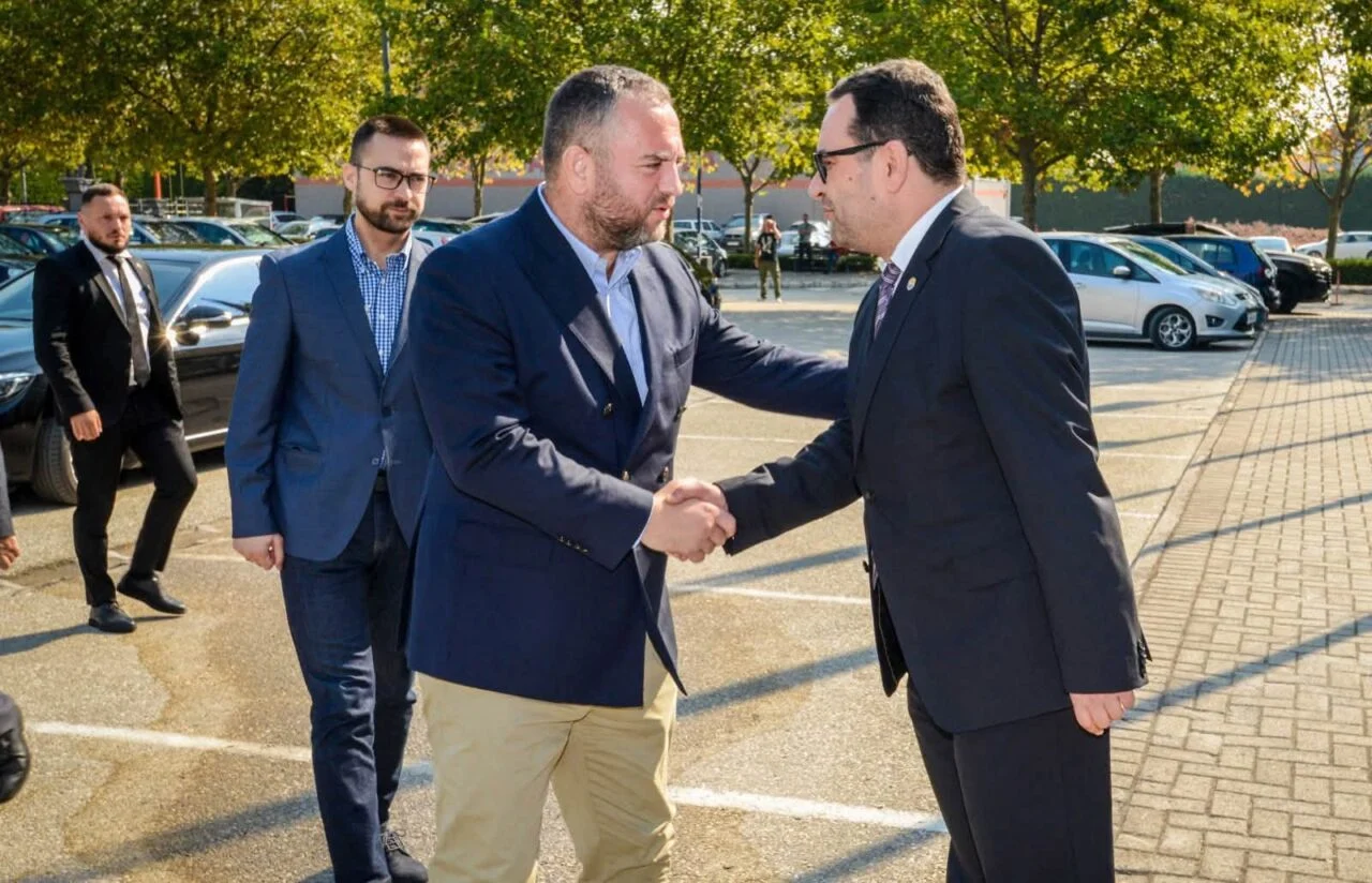 Toshkovski në vizitë në Tetovë: “Qytet i sigurt” jep rezultate, tre viktima në komunikacion kundrejt nëntë vitin e kaluar