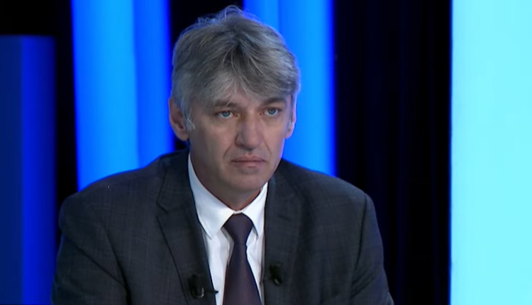 Ziadin Sela më 17 shkurt propozoi ndërprerjen e Dhomave të specializuara dhe kthimin e lëndëve në gjykatat e Kosovës