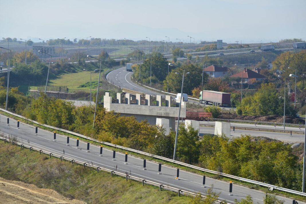 Nga rrugë pa dalje energjetike në udhëkryq rajonal  Korridori Vertikal mund ta ndryshojë pozitën e Maqedonisë në hartën energjetike