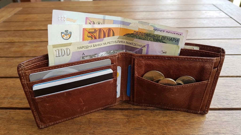 Ku shkon paga jonë? Këto janë shpenzimet e vogla që mezi i vërejmë