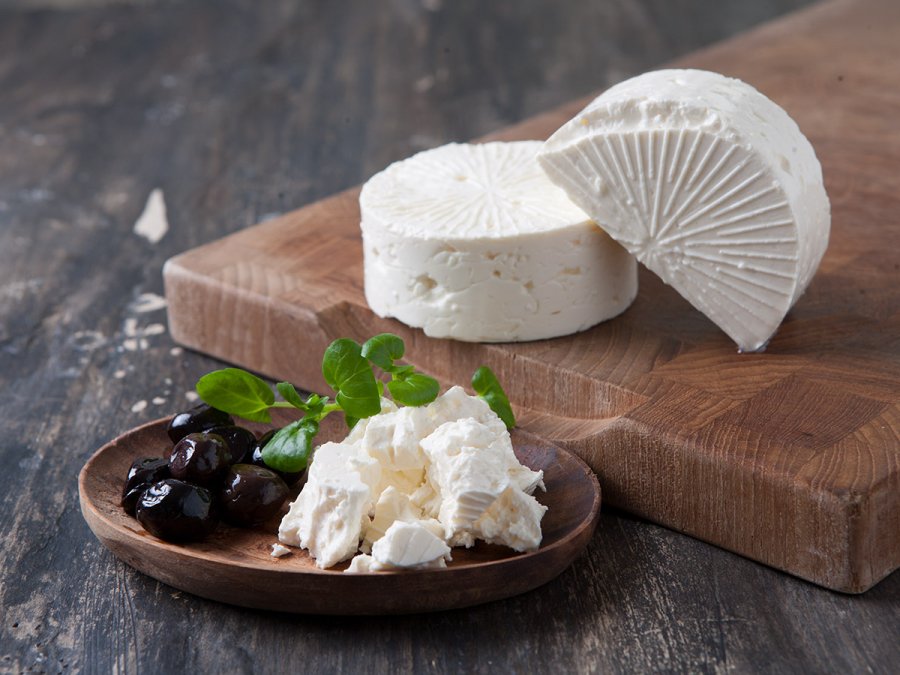 perfitimet-shendetesore-nga-ngrenia-e-djathit-ne-mengjes