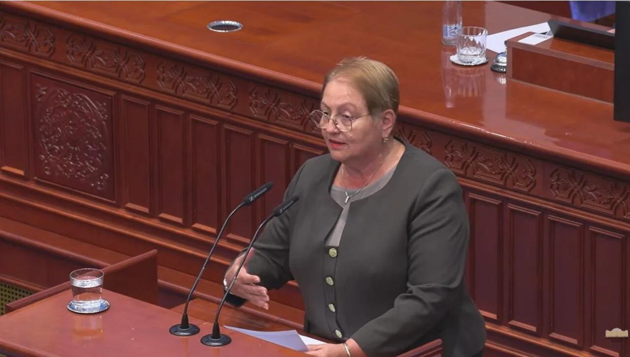 Janevska: Në dy vite në arsim janë investuar 70 milionë euro, për mësimin me një ndërrim po zgjerohen kapacitetet e 14 shkollave