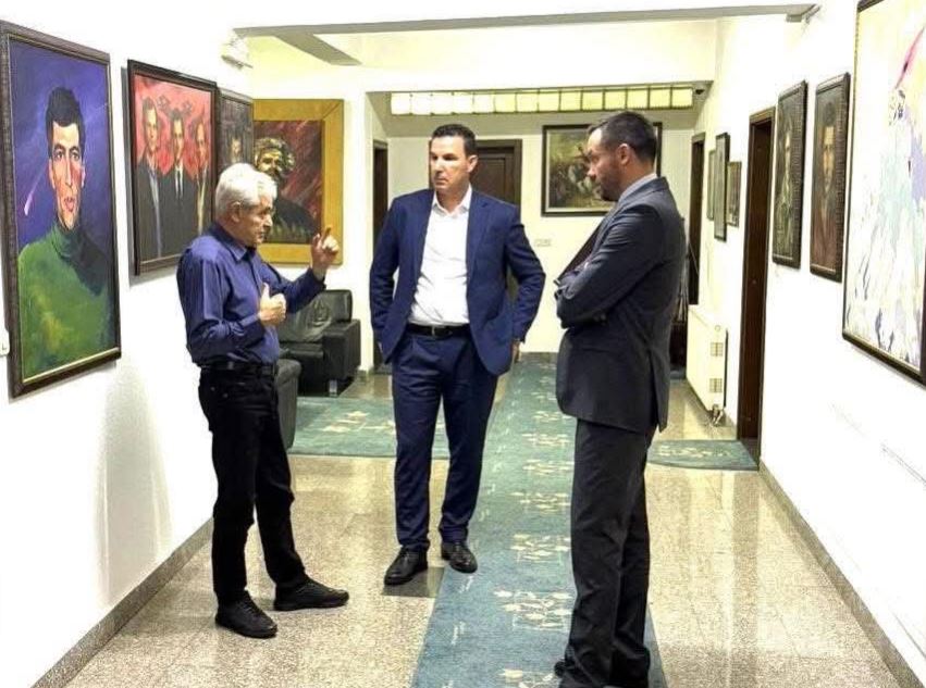 Tahiri e Shala takojnë Ali Ahmetin në Tetovë
